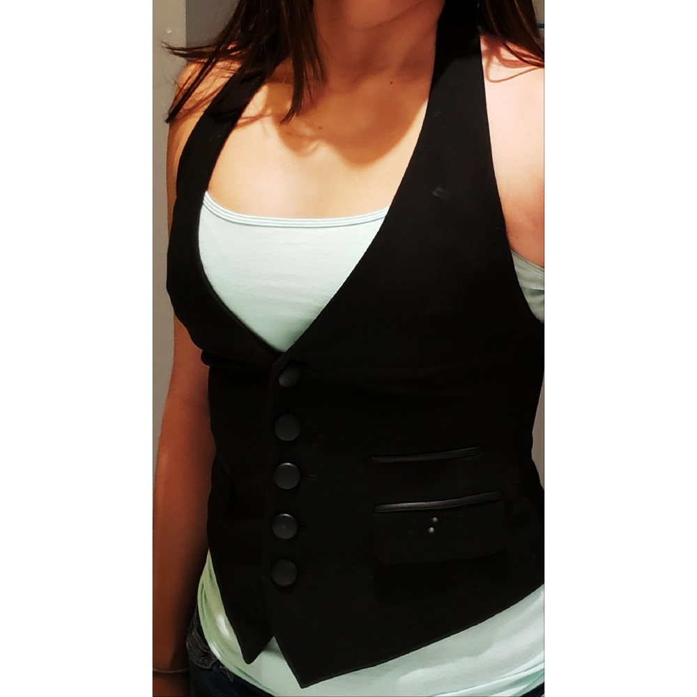 Express Vest
